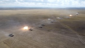 Уничтожение условного противника и перевозка раненых с поле боя: завершились учения «Шыгыс-2023»