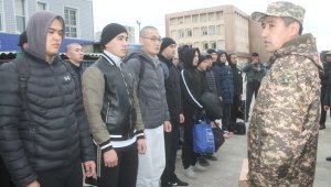 Новобранцы из Акмолинской области прибыли в Семей