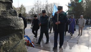В Астане почтили память героев-панфиловцев