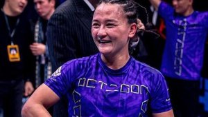 Армейская спортсменка Аян Турсын завоевала титул чемпионки лиги Octagon 52