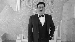 Умер солист группы «Дос-Мукасан» Акжол Мейрбеков