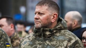 Мнение эксперта: в кабинете главкома ВСУ нашли прослушку – возможен ли переворот?