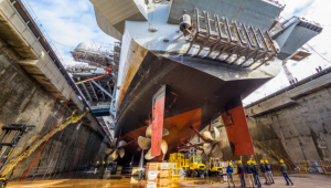 Строительство военных кораблей США задерживается из-за нехватки работников