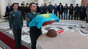 В Атырау спустя 78 лет сын встретил отца пропавшего без вести