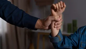 В Казахстане разработаны методы профилактики семей с отчимами