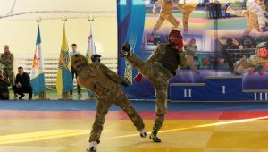 В чем особенность армейского рукопашного боя?