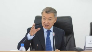 От повышения зарплат до скандалов: чем запомнился Даниял Ахметов на должности министра обороны?