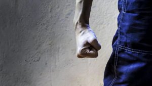 Акиматы будут разрабатывать программы по психологической помощи жертвам насилия, жестокого обращения, буллинга