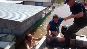 Экстренная эвакуация жителей дачных массивов идет в ЗКО