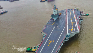 Китай начал ввод в эксплуатацию третьего авианосца