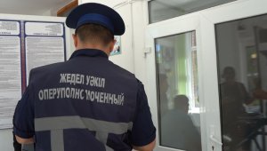 В Уральске несовершеннолетние подсудимые порезали себе вены