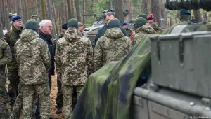 Боррель: К концу лета ЕС обучит 60 тысяч украинских военных