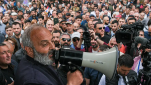 Полиция задержала порядка 100 человек на митингах в Ереване