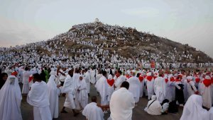 Хадж в Саудовской Аравии: 14 паломников погибли из-за жары