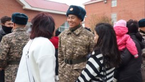 200 молодых солдат ВС РК приняли военную присягу в Шымкенте