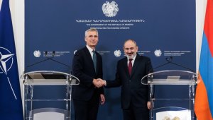 Генсек НАТО совершил визит в Армению