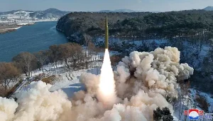 Северная Корея снова испытала баллистическую ракету